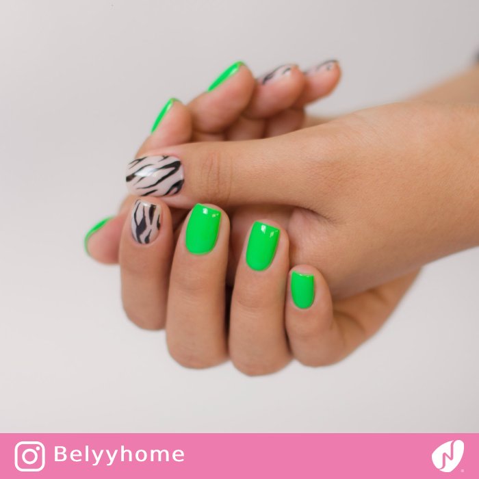 Zebra and Solid Green Nails